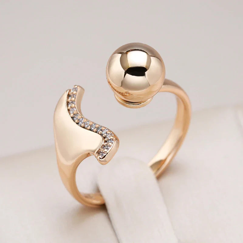 Elegant Gullbelagt Kule ring med Zirkonias